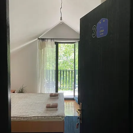 Lola Guest house