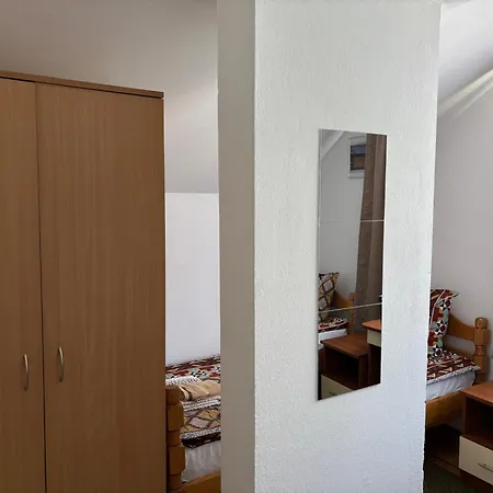 Lola Guest house